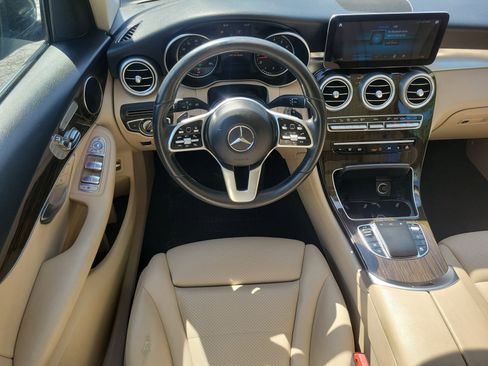 Used 2020 Mercedes-Benz GLC 300 w/ Premium Package image 12