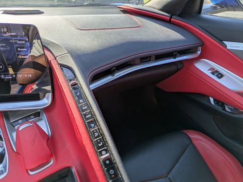 Used 2021 Chevrolet Corvette Stingray Preferred Cpe w/ 2LT RWD image 16