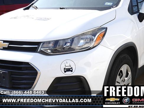 Certified 2019 Chevrolet Trax LS FWD image 5