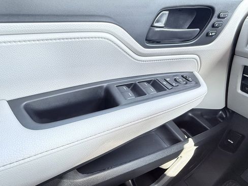 Used 2025 Honda Odyssey EX-L image 11