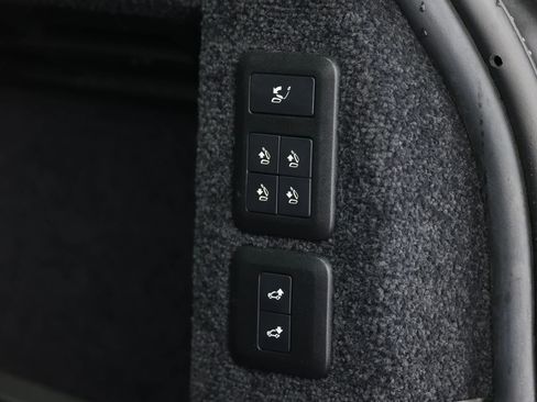 Used 2022 Land Rover Range Rover Long Wheelbase Autobiography image 51
