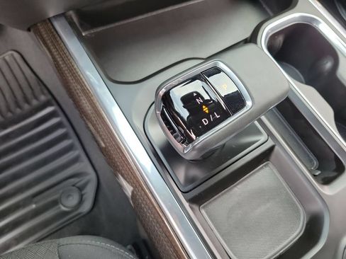 Used 2025 Chevrolet Silverado 1500 LT w/ Texas Edition Plus RWD image 16