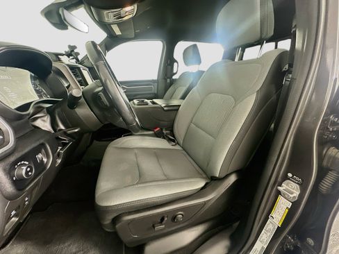 Used 2022 RAM 1500 Big Horn AWD/4WD image 13