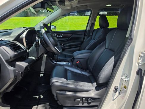 Used 2023 Subaru Ascent Touring AWD/4WD image 8