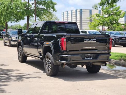 Used 2024 GMC Sierra 2500 Denali Ultimate w/ Max Trailering Package AWD/4WD image 7