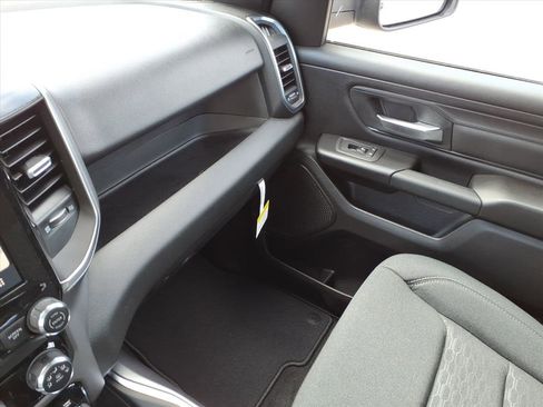 New 2026 RAM 1500 Express image 30