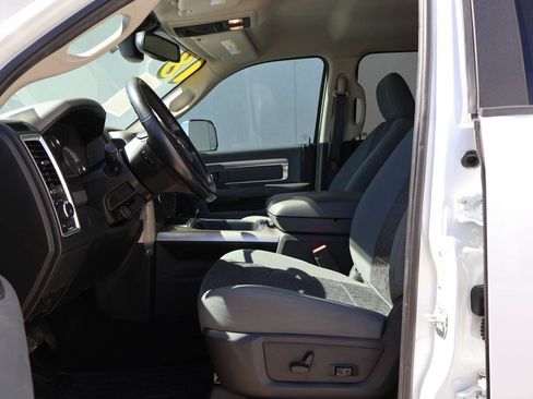 Used 2018 RAM 3500 Big Horn w/ Harvest Edition AWD/4WD image 9