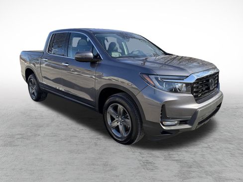 Used 2023 Honda Ridgeline RTL-E image 3