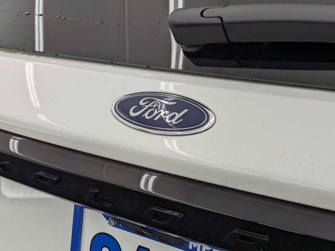 Used 2025 Ford Explorer ST-Line image 10