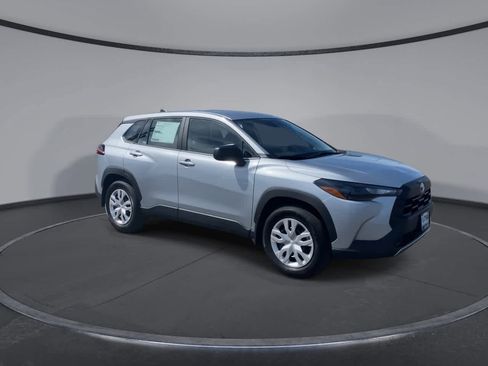 New 2026 Toyota Corolla Cross L image 2