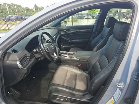 Used 2022 Honda Accord Sport image 11