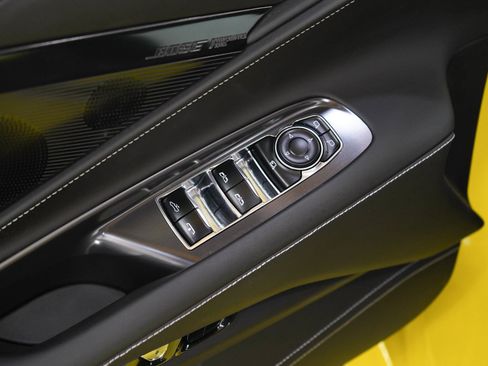 Used 2024 Chevrolet Corvette Stingray Premium Conv w/ Stealth Interior Trim Package RWD image 15