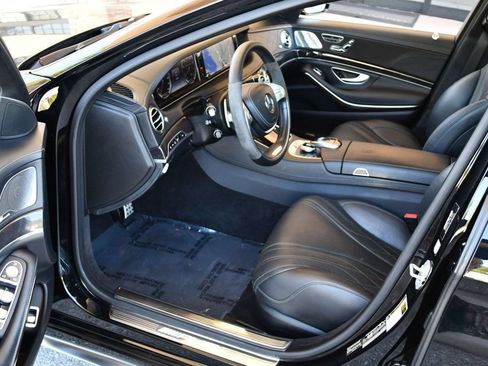 Used 2015 Mercedes-Benz S 63 AMG 4MATIC Sedan image 38