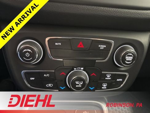 Certified 2019 Jeep Compass Latitude w/ Cold Weather Group image 28