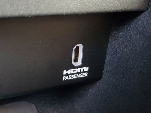 Used 2024 Jeep Grand Wagoneer Series III w/ HD Trailer Tow Package image 32