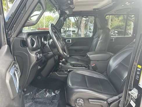 Used 2021 Jeep Gladiator Overland w/ Popular Equipment Package image 22