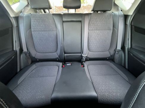 Used 2025 Kia Seltos S image 39