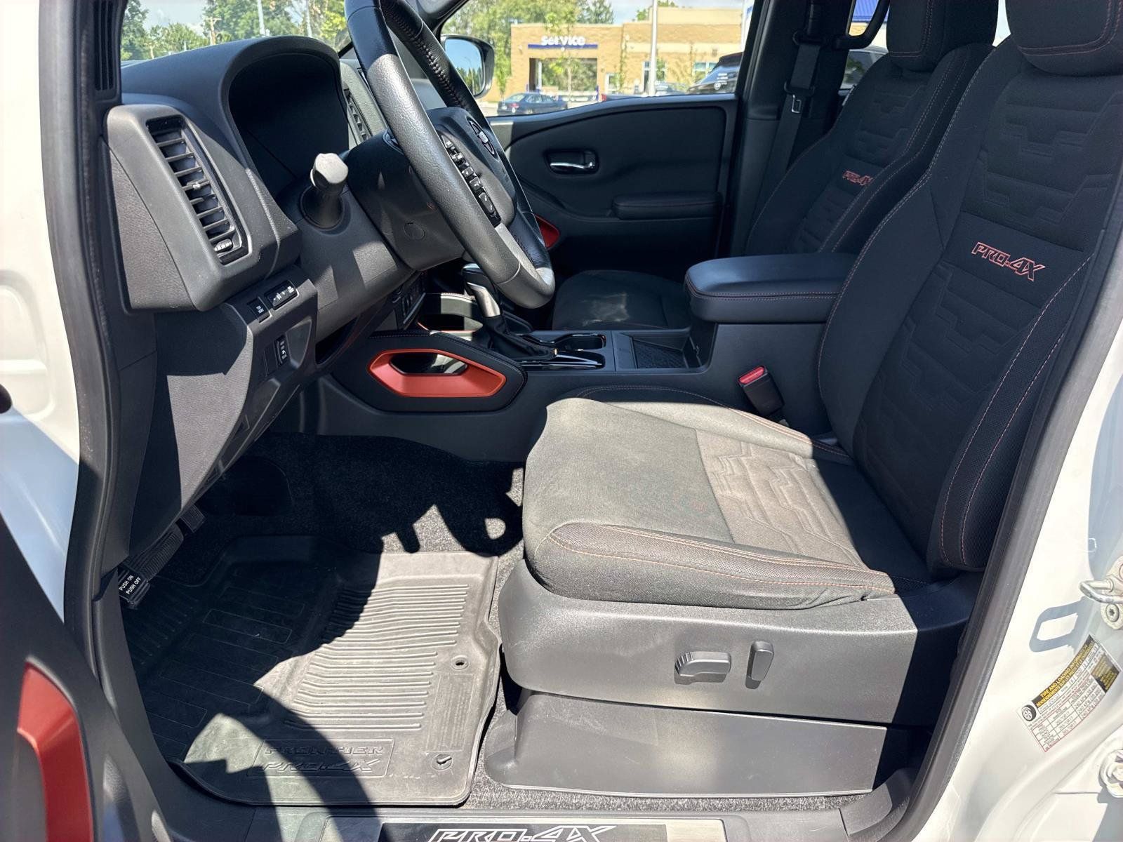 Used 2022 Nissan Frontier PRO-4X AWD/4WD image 29