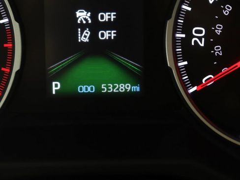 Used 2021 Toyota RAV4 XLE image 33