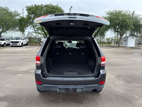 Used 2012 Jeep Grand Cherokee Laredo image 28