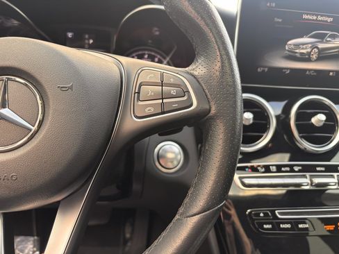 Used 2018 Mercedes-Benz C 300 Sedan image 5