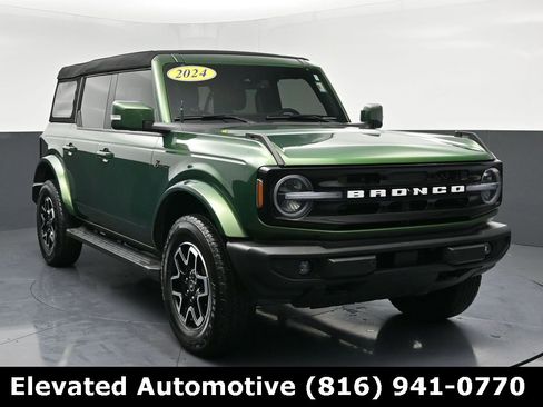 Used 2024 Ford Bronco Outer Banks image 1