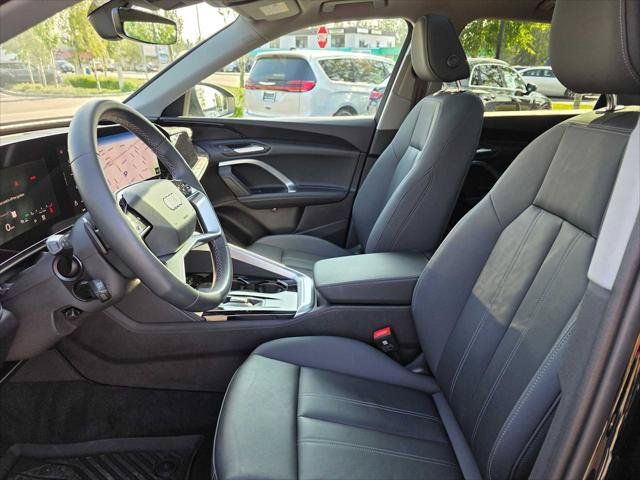 Used 2025 Audi Q5 Premium w/ Convenience Package AWD/4WD image 21