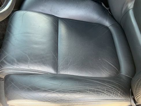 Used 2004 Chevrolet SSR w/ Preferred Equipment Group RWD image 16