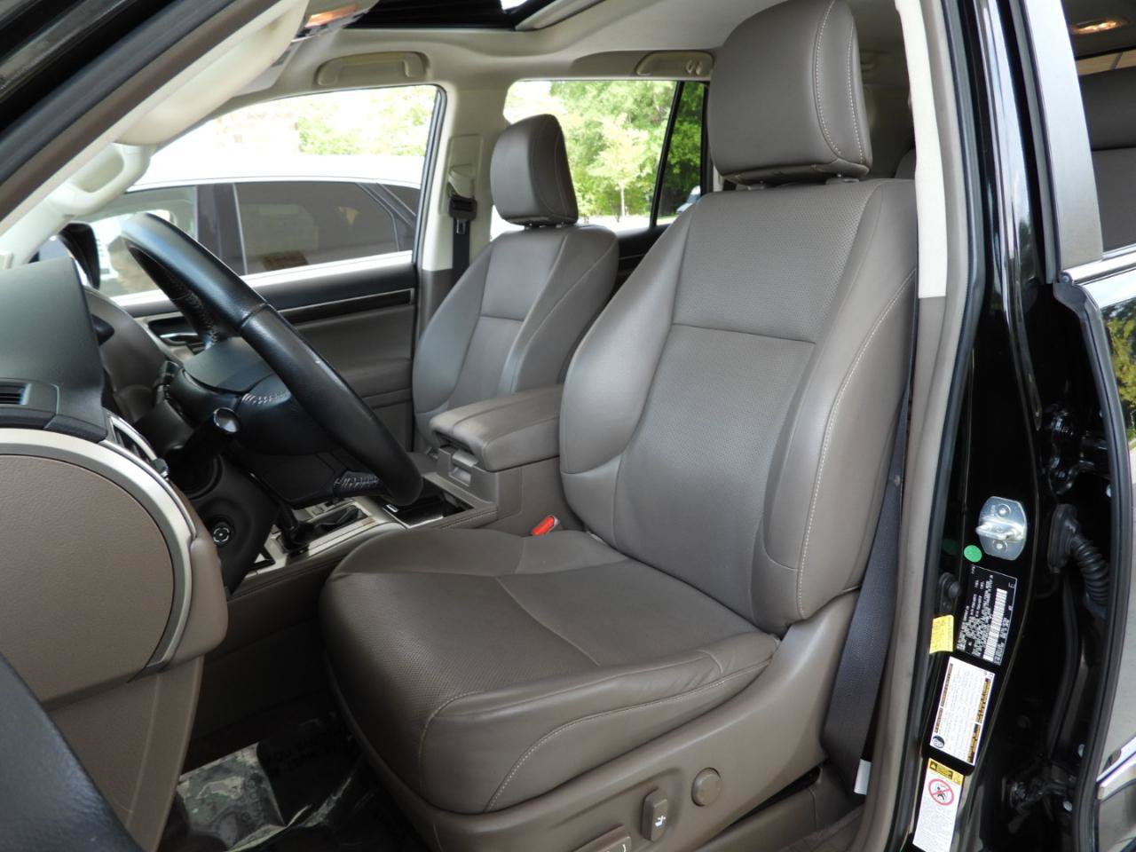 Used 2017 Lexus GX 460 Premium w/ Navigation Package AWD/4WD image 53