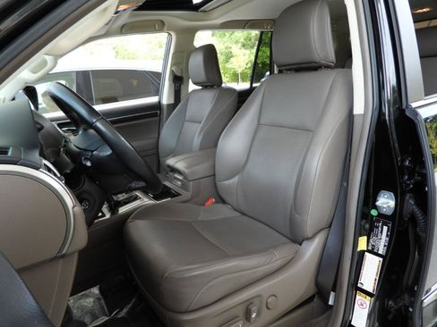 Used 2017 Lexus GX 460 w/ Navigation Package AWD/4WD image 53