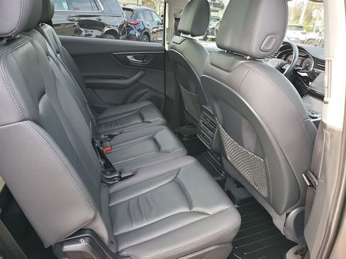 Used 2021 Audi Q7 3.0T Premium Plus w/ Premium Plus Package image 19