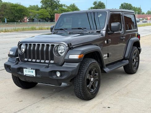 Used 2019 Jeep Wrangler Sport AWD/4WD image 1