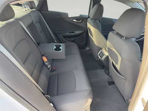Used 2024 Chevrolet Malibu LT image 24