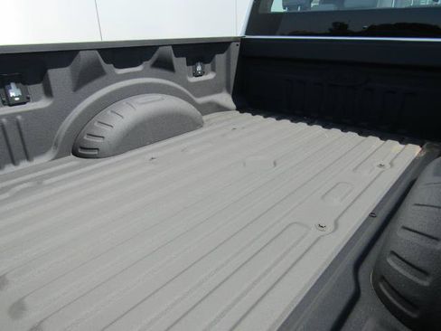 Used 2019 Ford F250 XL w/ Power Equipment Group AWD/4WD image 10