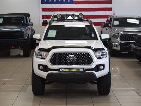 Used 2019 Toyota Tacoma TRD Off-Road image 7