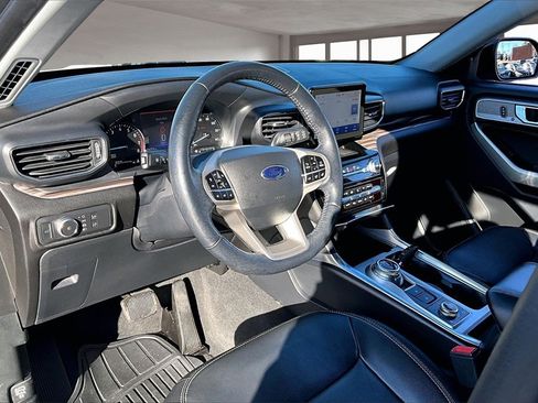 Used 2022 Ford Explorer Limited w/ Equipment Group 301A image 14