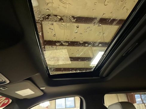 Used 2020 GMC Sierra 1500 SLT w/ SLT Premium Package image 22