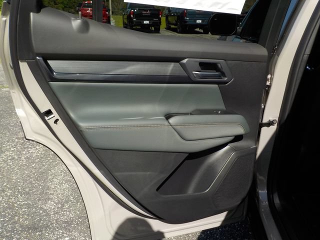 New 2026 GMC Terrain AT4 w/ Technology Package II AWD/4WD image 16