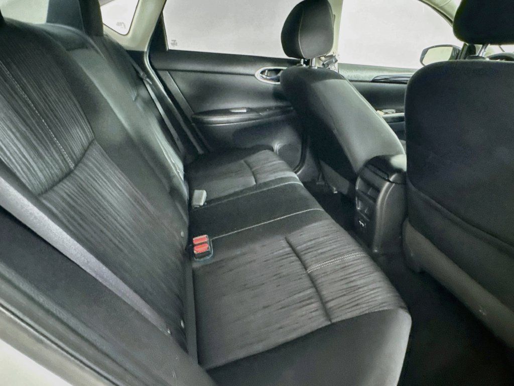 Used 2018 Nissan Sentra SV FWD image 29