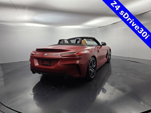 Used 2020 BMW Z4 sDrive30i w/ M Sport Package image 9
