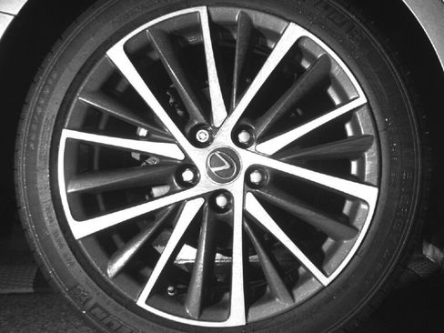 Used 2024 Lexus ES 350 w/ Premium Package image 16