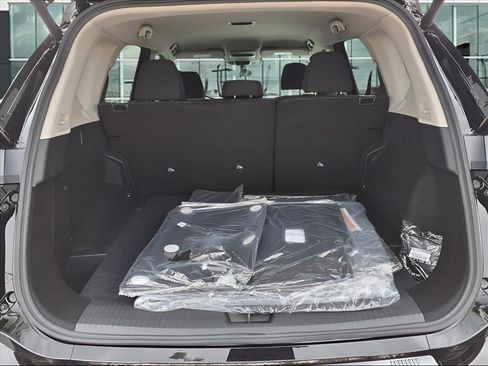 New 2026 Nissan Rogue SV image 10