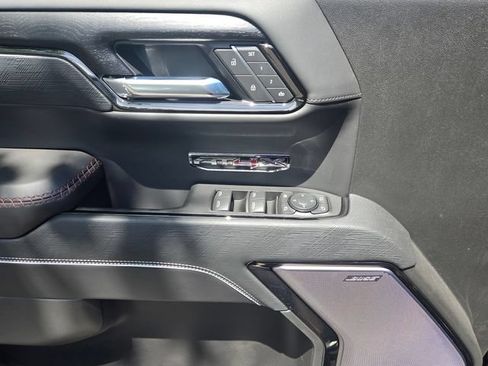 New 2026 GMC Sierra 1500 AT4X AWD/4WD image 9
