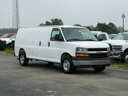 New 2026 Chevrolet Express 2500 Extended w/ Driver Convenience Package