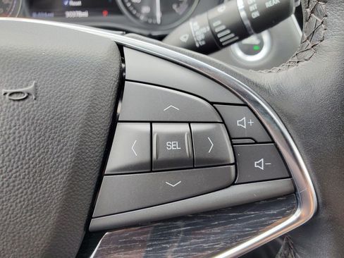 Certified 2023 Cadillac XT5 Premium Luxury w/ Technology Package AWD/4WD image 22