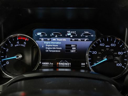 Used 2019 Ford F250 Platinum w/ Platinum Ultimate Package AWD/4WD image 19