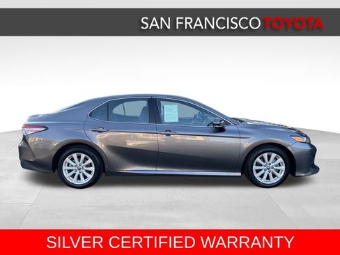 Certified 2018 Toyota Camry LE image 6