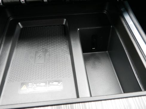 Used 2024 GMC Acadia Elevation w/ Super Cruise Package image 20