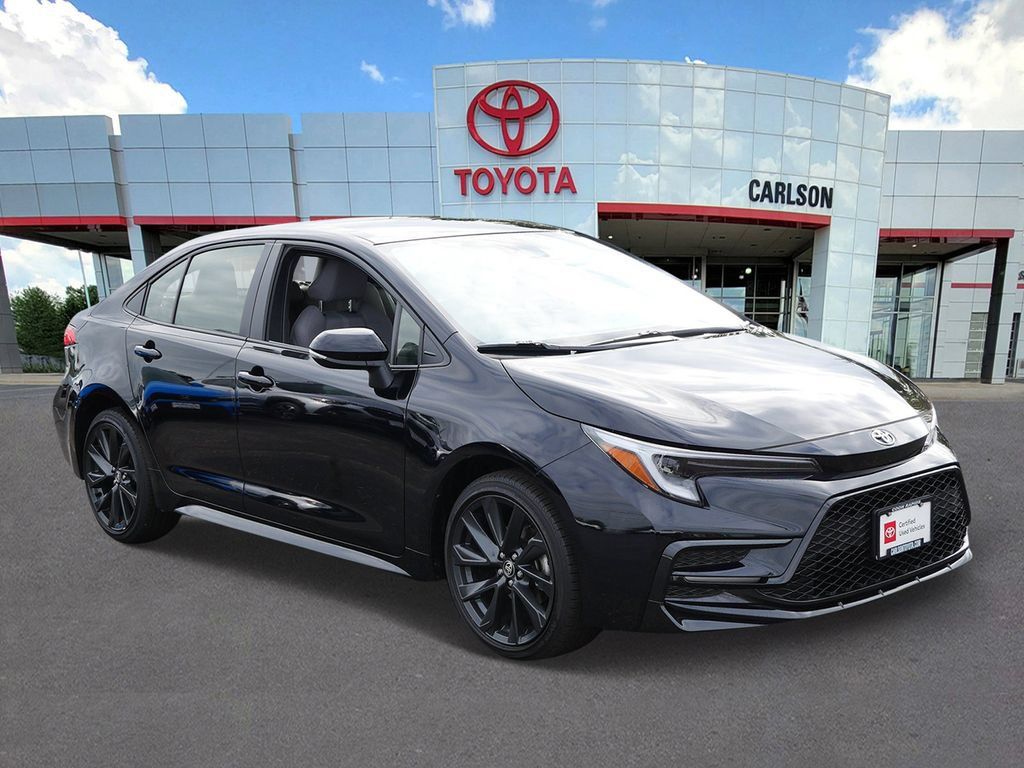Certified 2026 Toyota Corolla SE w/ SE Premium Package FWD image 2