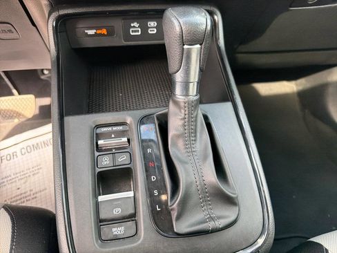 Used 2024 Honda CR-V EX image 25